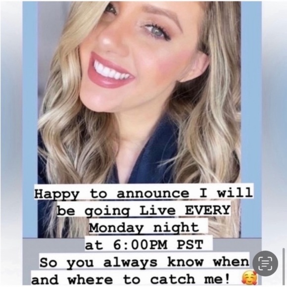 NWOT Eileen West Long Sleeve Cotton Nightgown Blue Floral Lace New without Tags - Picture 2 of 6